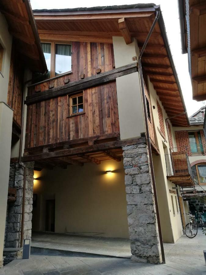 L'Atelier Du Temps - Les Greniers Appartements Аоста Екстер'єр фото